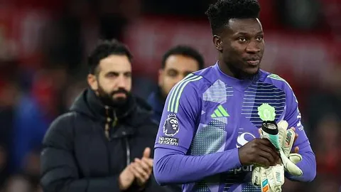 《篮球盛宴：深度解码开拓者与湖人，揭秘精彩对决！》