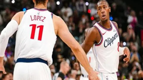 徐梦桃陈雪铮亚冬会女子空中技巧金牌银牌双赢，九金荣耀！