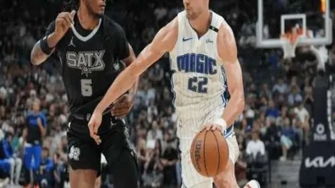 巴塞罗那追逐拉斯帕尔马斯中场莫雷罗，球员今夏合约到期